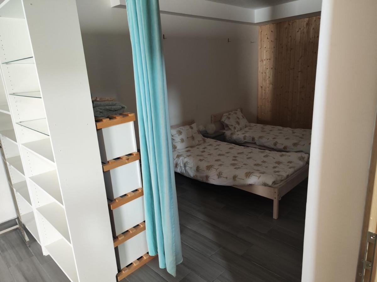 Erdgeschoss Wohnung Nahe Flughafen ウィーン エクステリア 写真